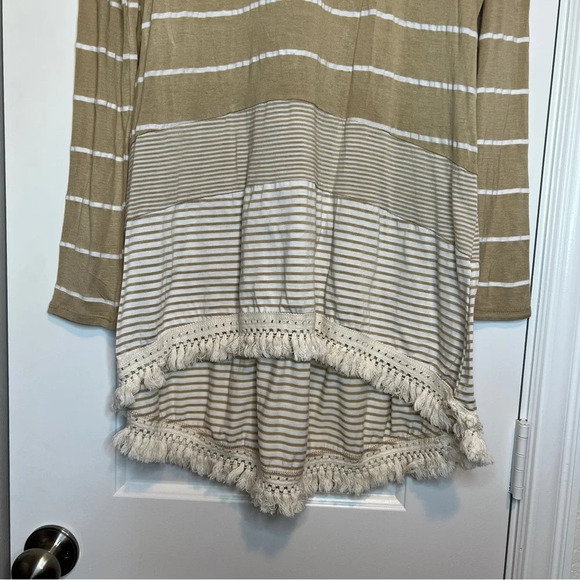 Altar’d State stripp tan dress, size Large - Picture 3 of 7